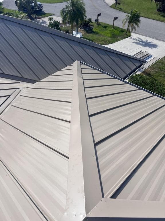 Standing Seam Metal in Roscoe, IL